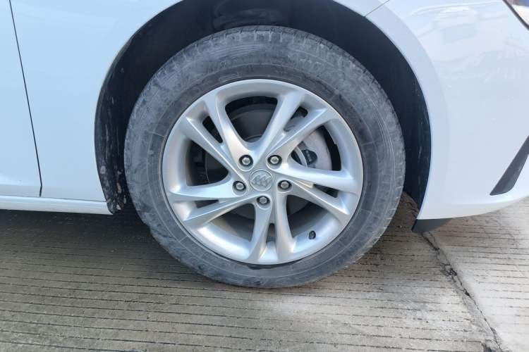 Used Buick Regal 2023 552T Smart Enjoyment Version Right Front Wheel Hub