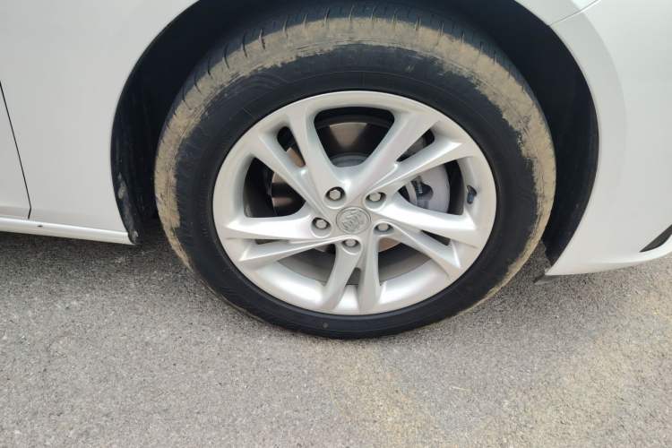 Used Buick Regal 2023 552T Smart Enjoyment Version Right Front Wheel Hub