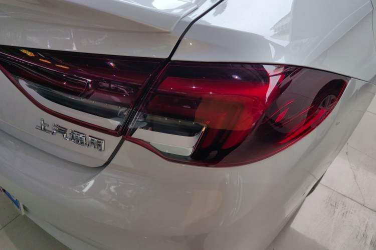 Used Buick Regal 2023 GS Prestige Model Right Rear Taillight