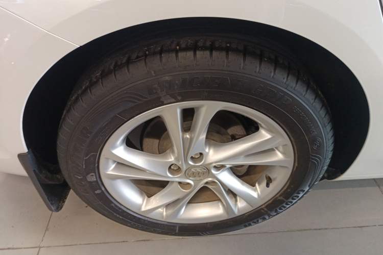 Used Buick Regal 2023 552T Smart Enjoyment Version Right Rear Wheel Hub