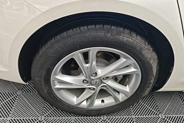 Used Buick Regal 2023 552T Smart Enjoyment Version Right Rear Wheel Hub