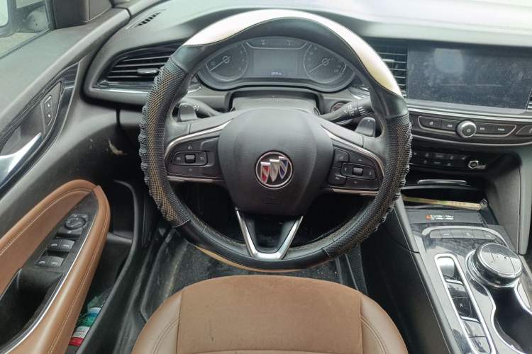 Used Buick Regal 2023 552T Smart Enjoyment Version Steering Wheel