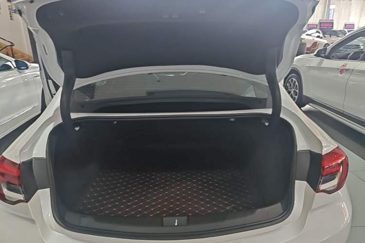 Used Buick Regal 2023 552T Smart Enjoyment Version Trunk