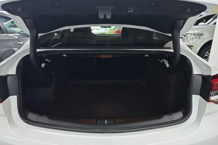 Used Buick Regal 2023 552T Smart Enjoyment Version Trunk