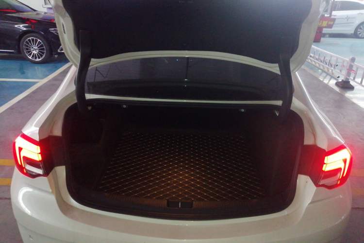Used Buick Regal 2023 552T Smart Enjoyment Version Trunk
