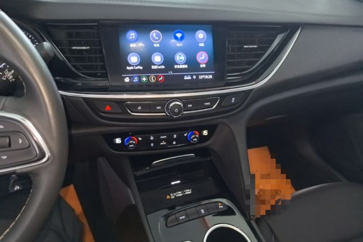 Used Buick Regal 2024 25T Deluxe Edition Audio And AC Panel