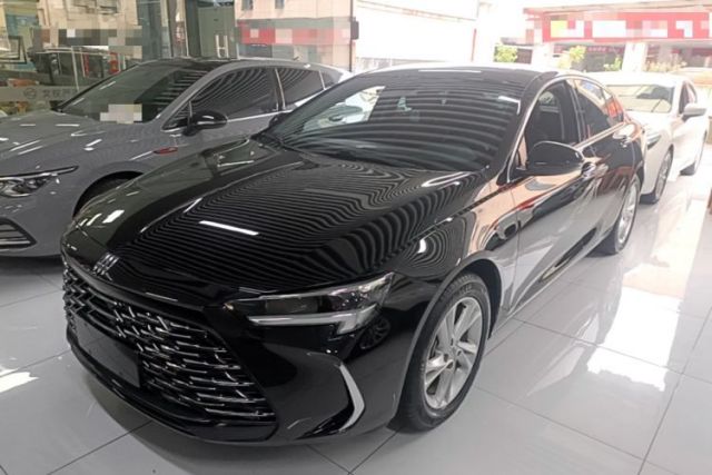 Buick Regal 2024 25T Deluxe Edition de segunda mano