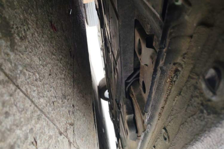 Used Buick Regal 2024 25T Deluxe Edition Chassis Rear Right