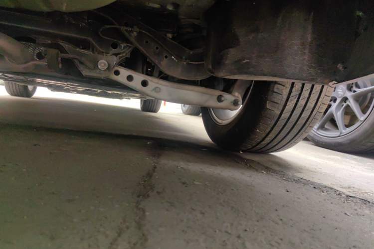 Used Buick Regal 2024 25T Deluxe Edition Chassis Rear Right