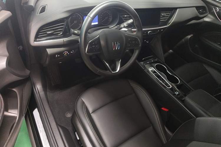 Used Buick Regal 2024 25T Deluxe Edition Driver Seat