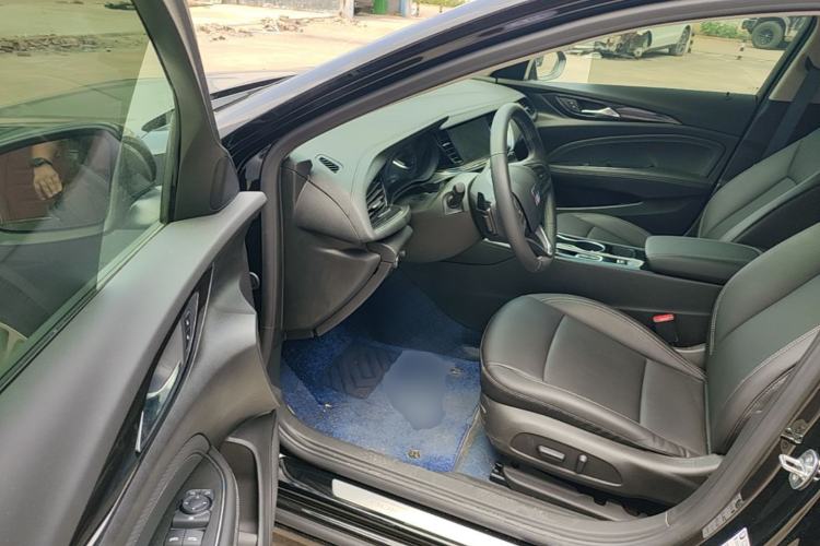 Used Buick Regal 2024 Revised 25T Ultra-Comfort Edition Driver Seat