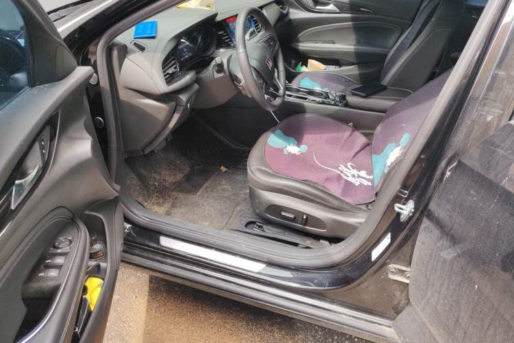 Used Buick Regal 2024 25T Deluxe Edition Driver Seat