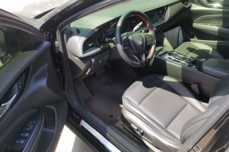 Used Buick Regal 2024 Revised 25T Ultra-Comfort Edition Driver Seat