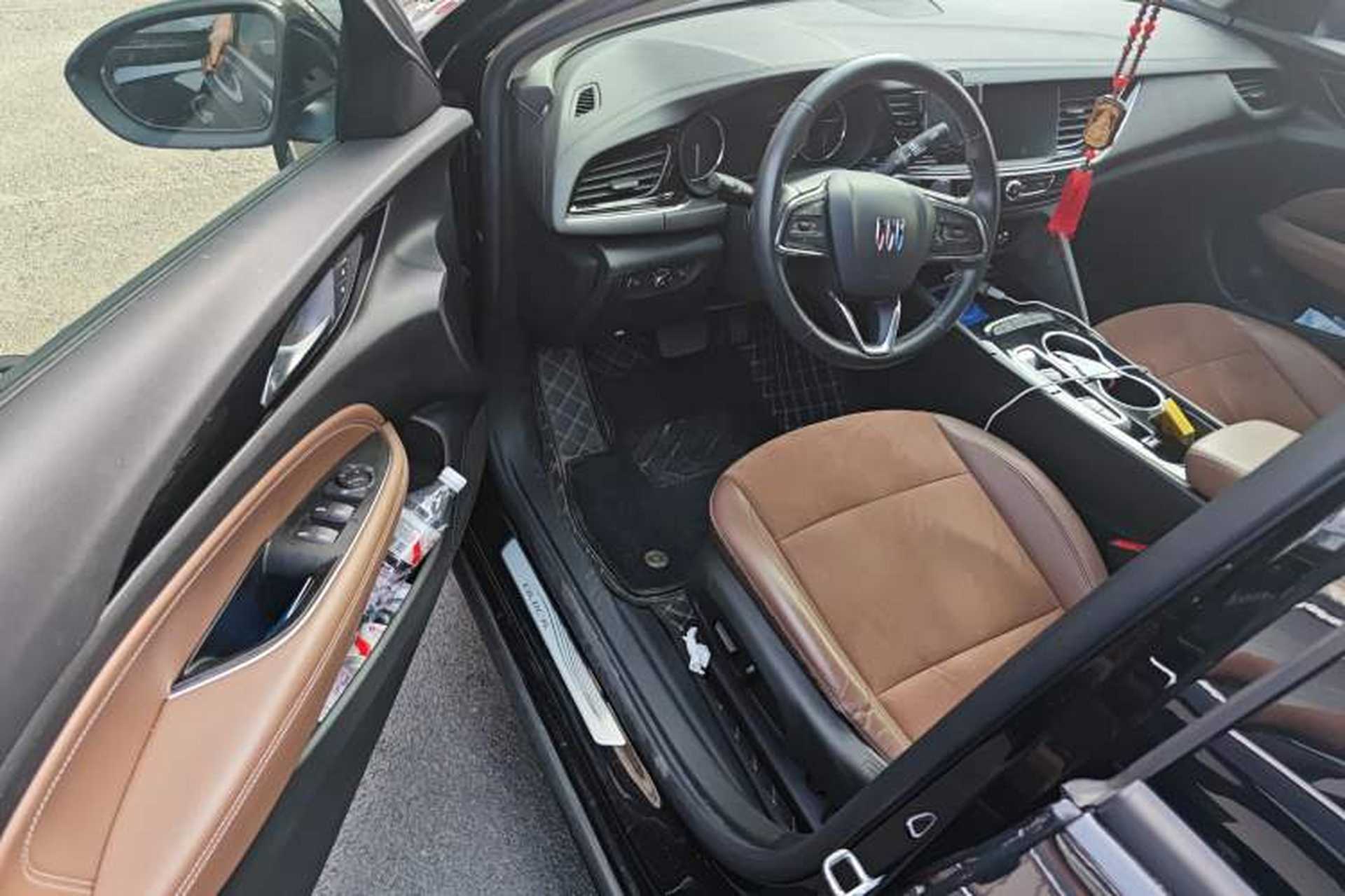 Used Buick Regal 2024 28T Luxury Edition Driver Seat