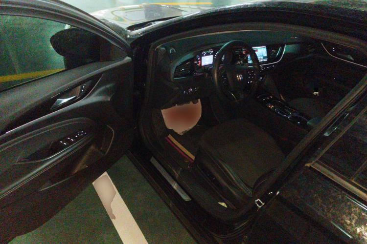 Used Buick Regal 2024 25T Deluxe Edition Driver Seat