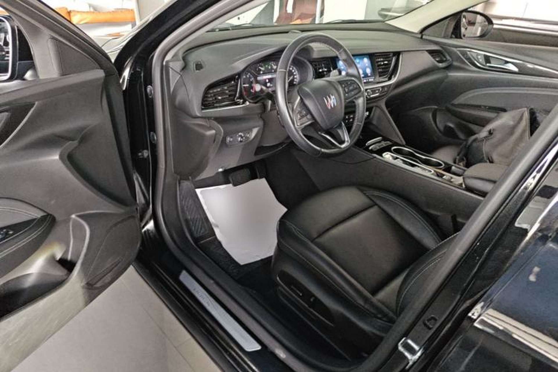 Used Buick Regal 2024 25T Deluxe Edition Driver Seat