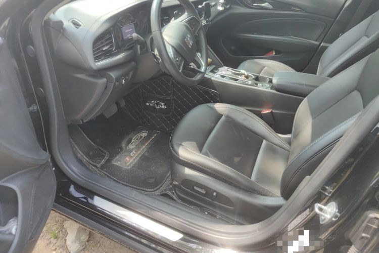 Used Buick Regal 2024 25T Deluxe Edition Driver Seat