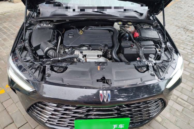 Used Buick Regal 2024 25T Deluxe Edition Engine Bay