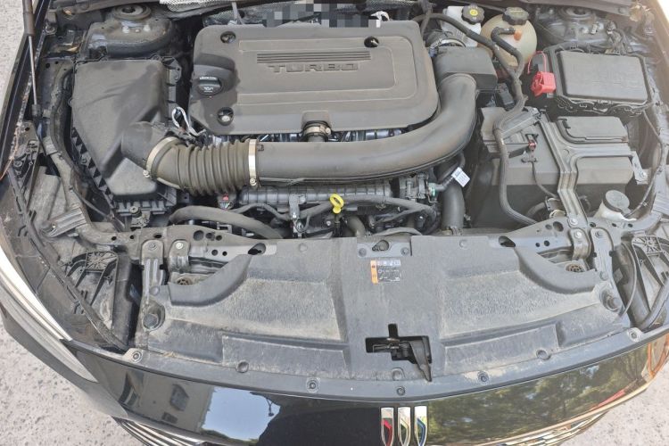 Used Buick Regal 2024 Restyled 28T Luxury Edition Engine Bay