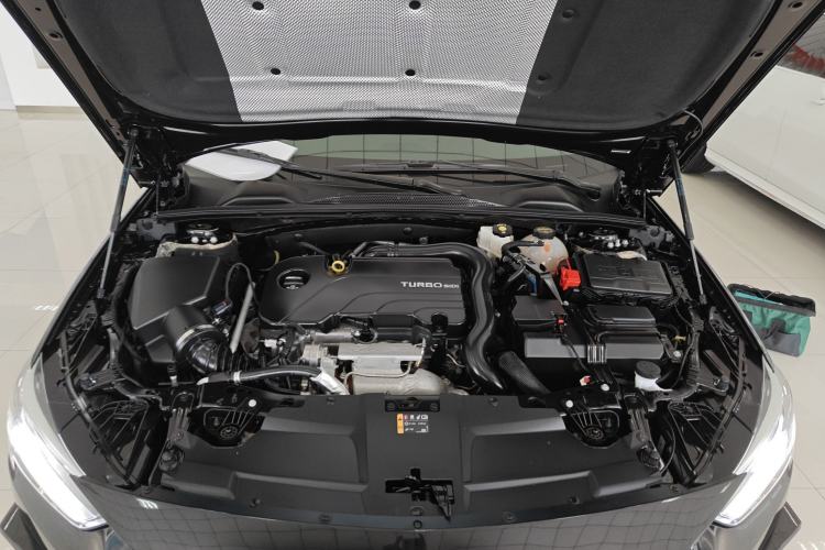 Used Buick Regal 2024 Revised 25T Ultra-Comfort Edition Engine Bay