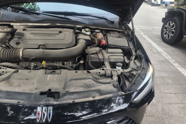 Used Buick Regal 2024 28T Luxury Edition Engine Bay Left
