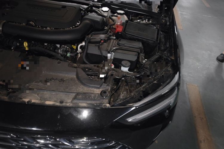 Used Buick Regal 2024 28T Luxury Edition Engine Bay Left