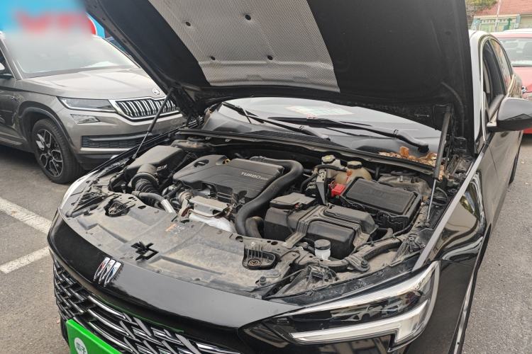 Used Buick Regal 2024 25T Deluxe Edition Engine Bay