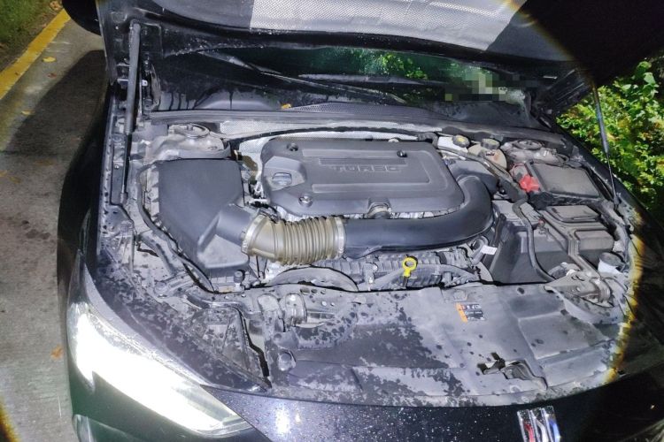 Used Buick Regal 2024 28T Luxury Edition Engine Bay Right