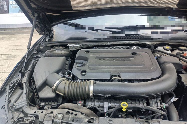 Used Buick Regal 2024 28T Luxury Edition Engine Bay Right
