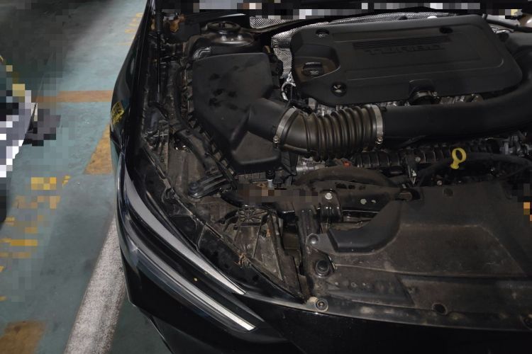 Used Buick Regal 2024 28T Luxury Edition Engine Bay Right