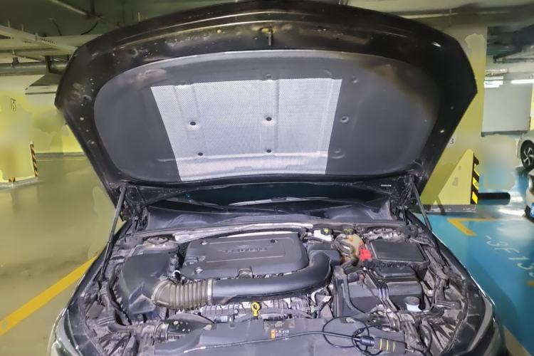 Used Buick Regal 2024 28T Luxury Edition Engine Bay