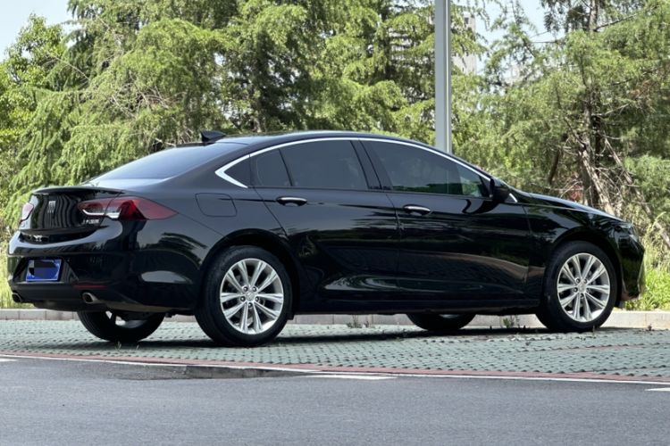 Used Buick Regal 2024 28T Luxury Edition Exterior 2