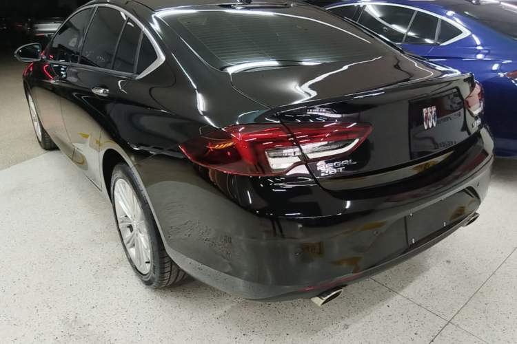 Used Buick Regal 2024 28T Luxury Edition Exterior 2