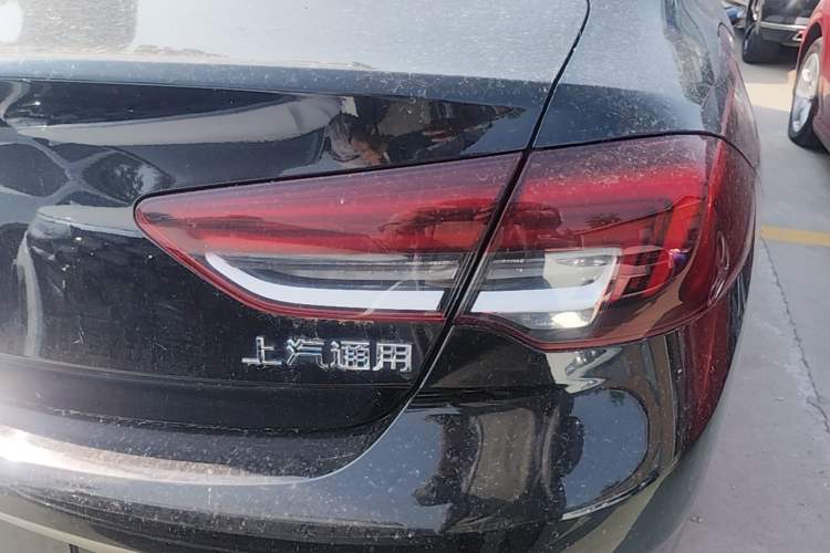 Used Buick Regal 2024 25T Deluxe Edition Exterior 3