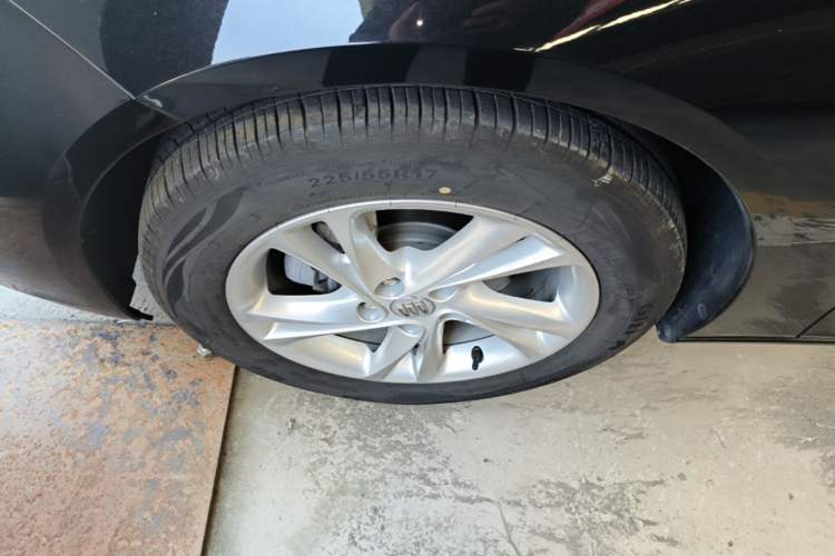 Used Buick Regal 2024 Revised 25T Ultra-Comfort Edition Exterior 4