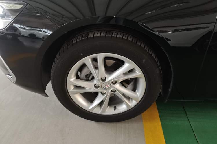 Used Buick Regal 2024 25T Deluxe Edition Exterior 4