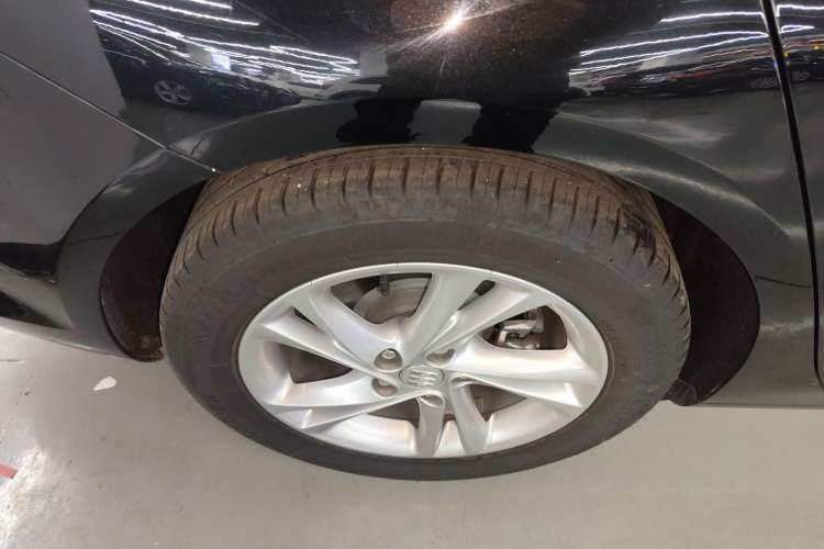 Used Buick Regal 2024 25T Deluxe Edition Exterior 5