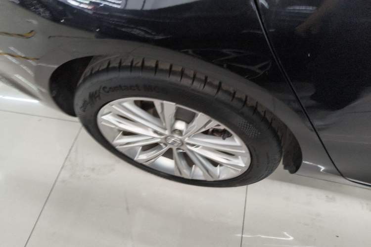 Used Buick Regal 2024 28T Luxury Edition Exterior 5