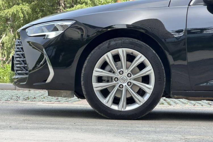 Used Buick Regal 2024 28T Luxury Edition Exterior 6