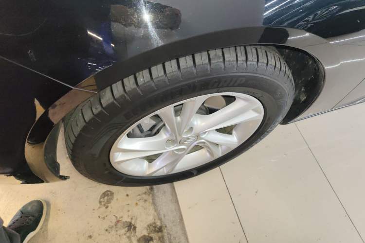 Used Buick Regal 2024 25T Deluxe Edition Exterior 7