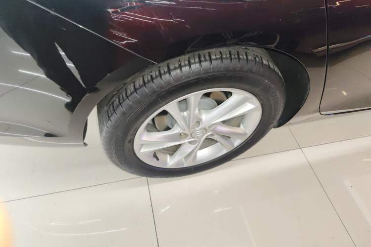 Used Buick Regal 2024 25T Deluxe Edition Exterior 8