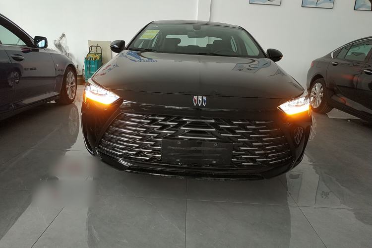 Used Buick Regal 2024 28T Luxury Edition Front