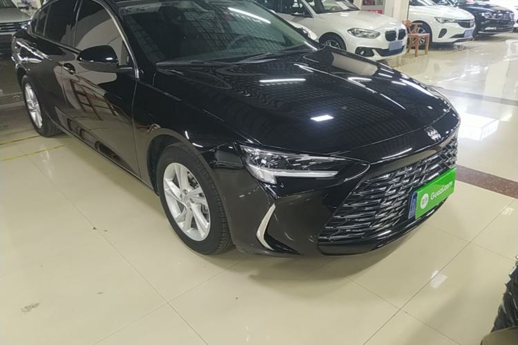 Used Buick Regal 2024 25T Deluxe Edition Front Right 45 Deg