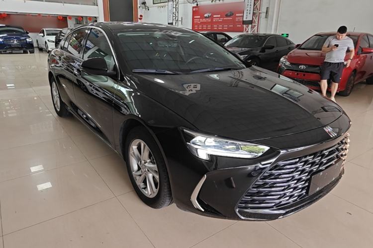 Used Buick Regal 2024 25T Deluxe Edition Front Right 45 Deg