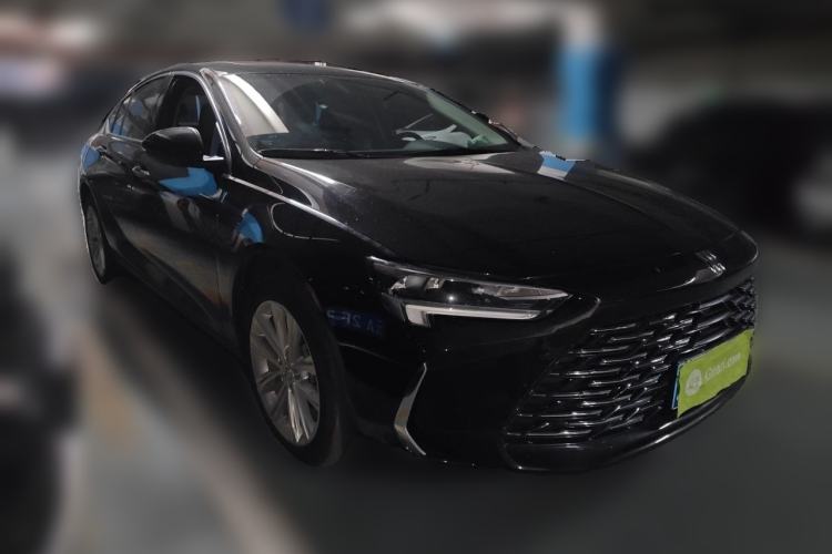 Used Buick Regal 2024 28T Luxury Edition Front Right 45 Deg
