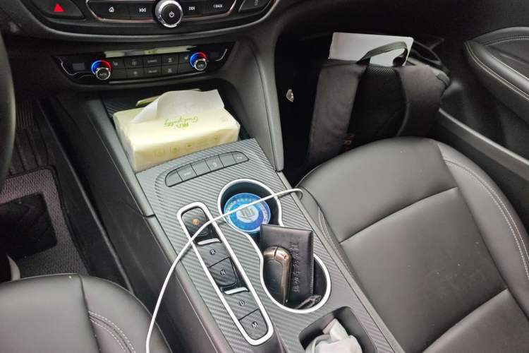 Used Buick Regal 2024 25T Deluxe Edition Gear Lever