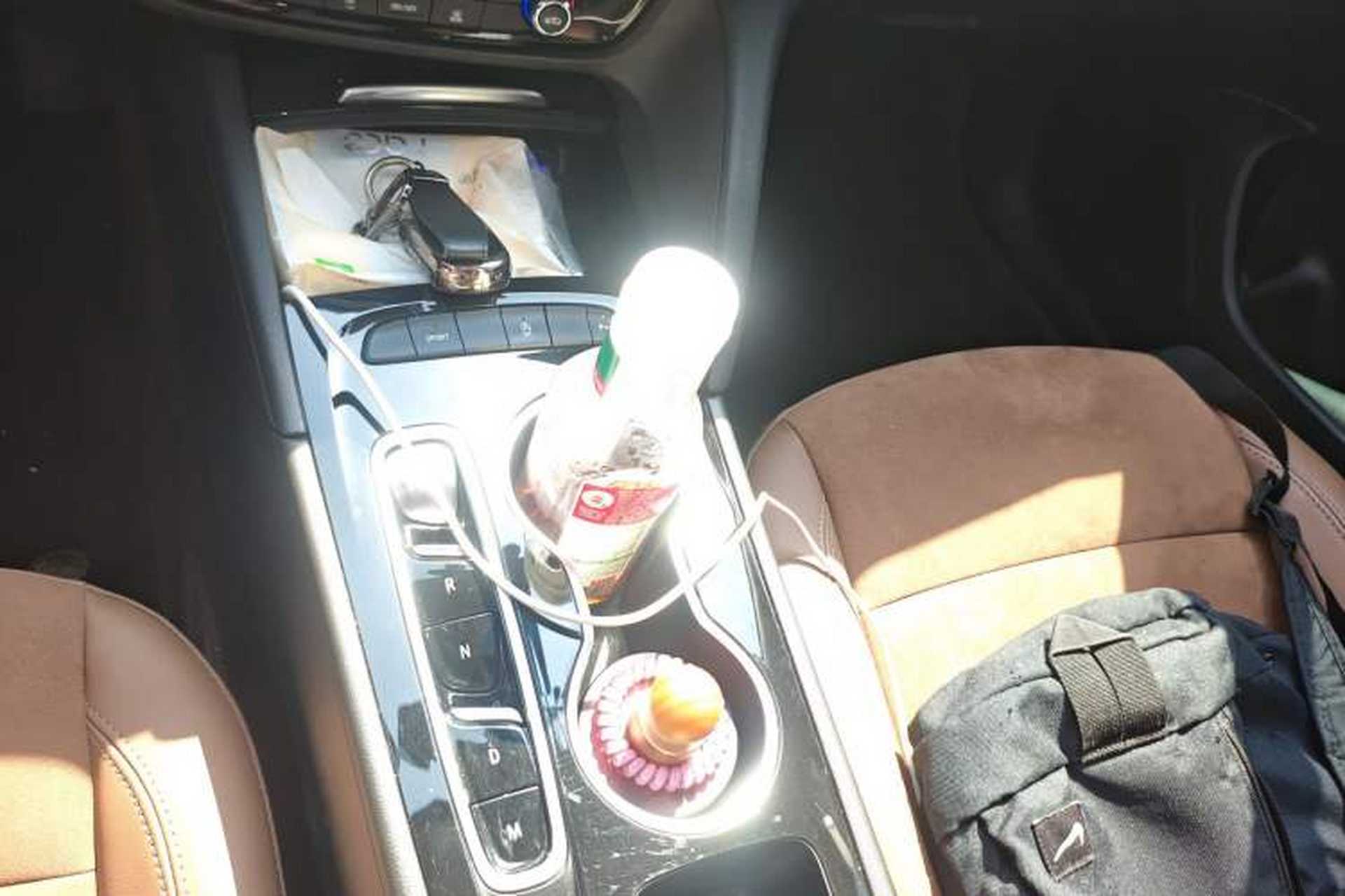 Used Buick Regal 2024 28T Luxury Edition Gear Lever