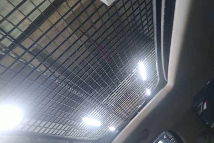 Used Buick Regal 2024 25T Deluxe Edition Headliner