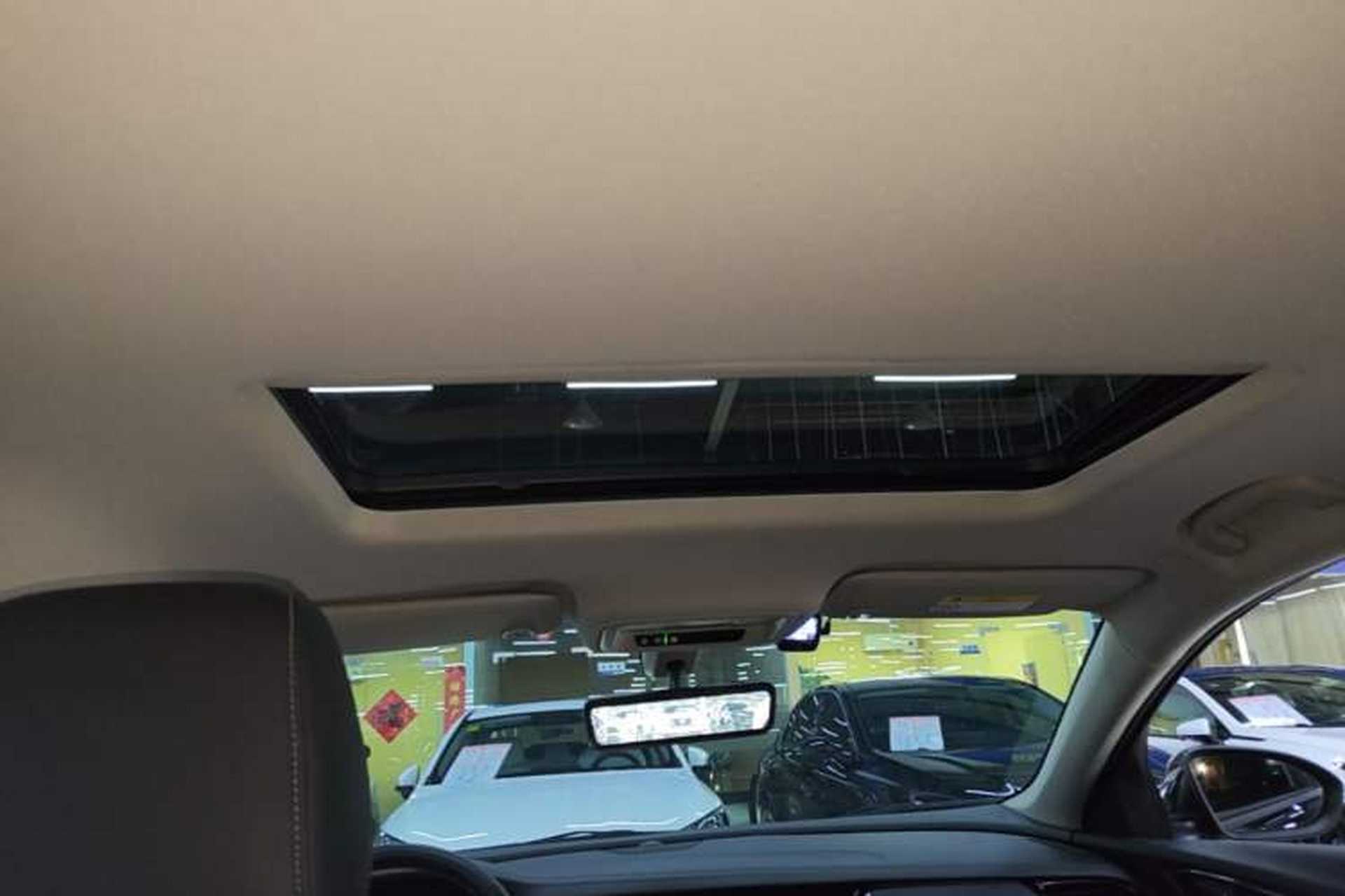 Used Buick Regal 2024 25T Deluxe Edition Headliner