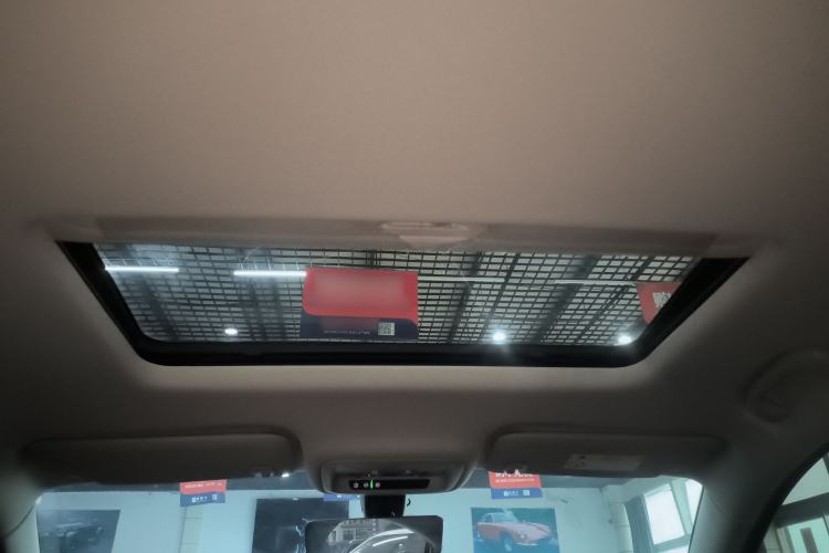 Used Buick Regal 2024 25T Deluxe Edition Headliner